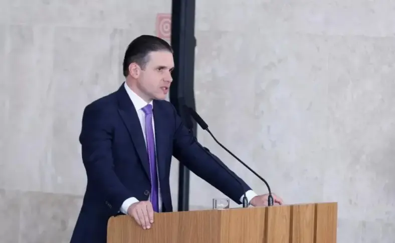 Câmara prevê votação do marco legal da IA em fevereiro, confirma Hugo Motta